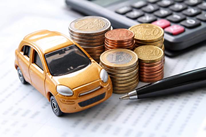 Etude achat/vente auto d'occasion Sedan